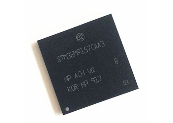 MPU de 448-LFBGA STM32MP157CAA3 com os microprocessadores Cortex-A7 IC duplos do braço