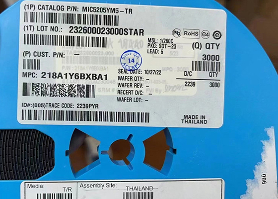 Montagem de superfície de baixo nível de ruído de IC SOT-23-5 do regulador de tensão de MIC5205YM5-TR 150mA LDO