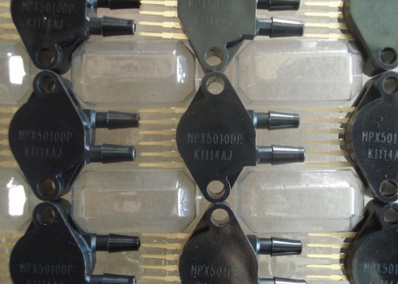 Diferencial integrado do sensor 1.45PSI 10kPa da pressão do silicone MPX5010DP