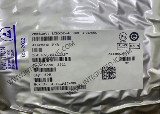 Disposição de porta programável do campo de FPGAs IC LCMXO2-4000HC-4BG256C LFBGA256